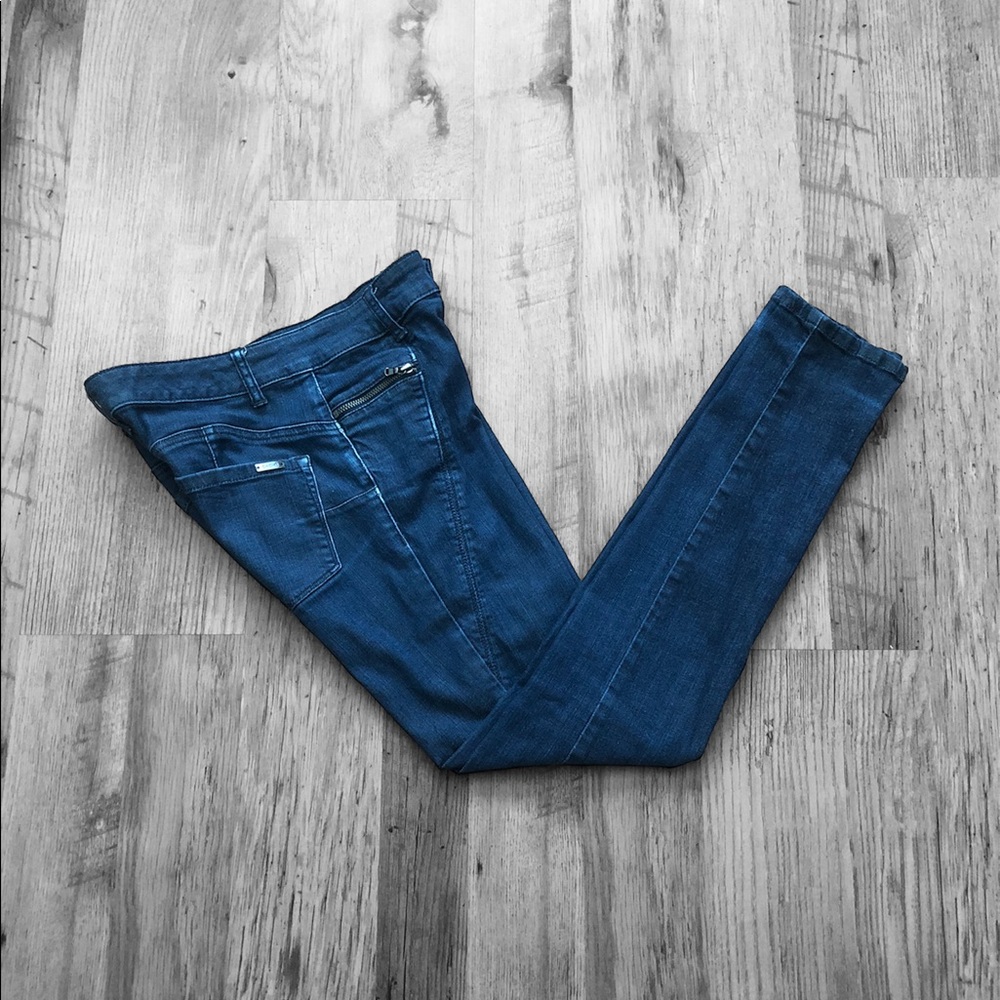 Caché Mid-Rise Blue Skinny Jeans Sz. 2